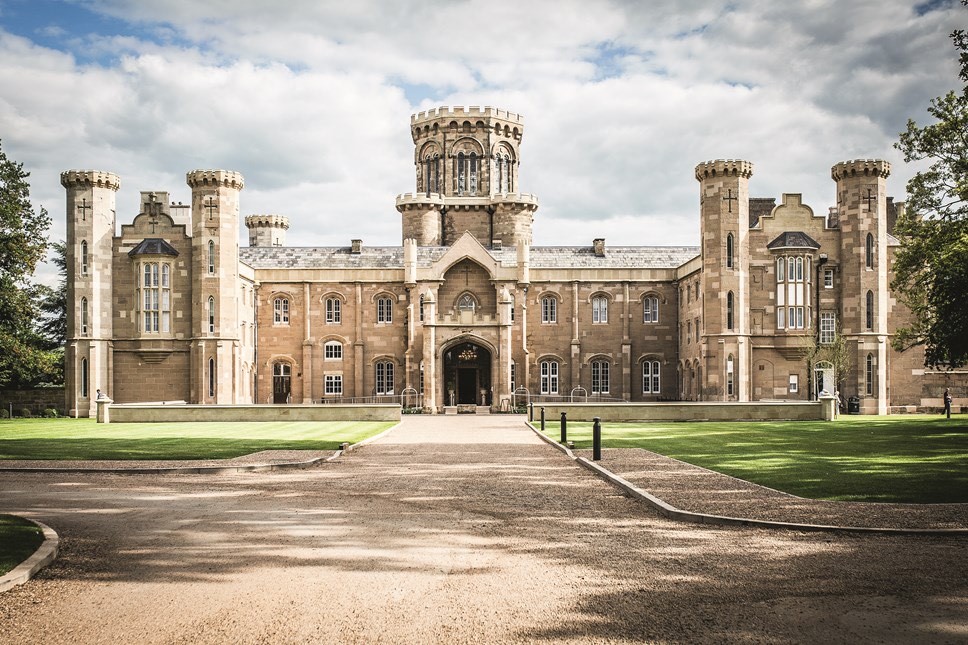  Warner Hotels - Studley Castle, Warwickshire thumbnail